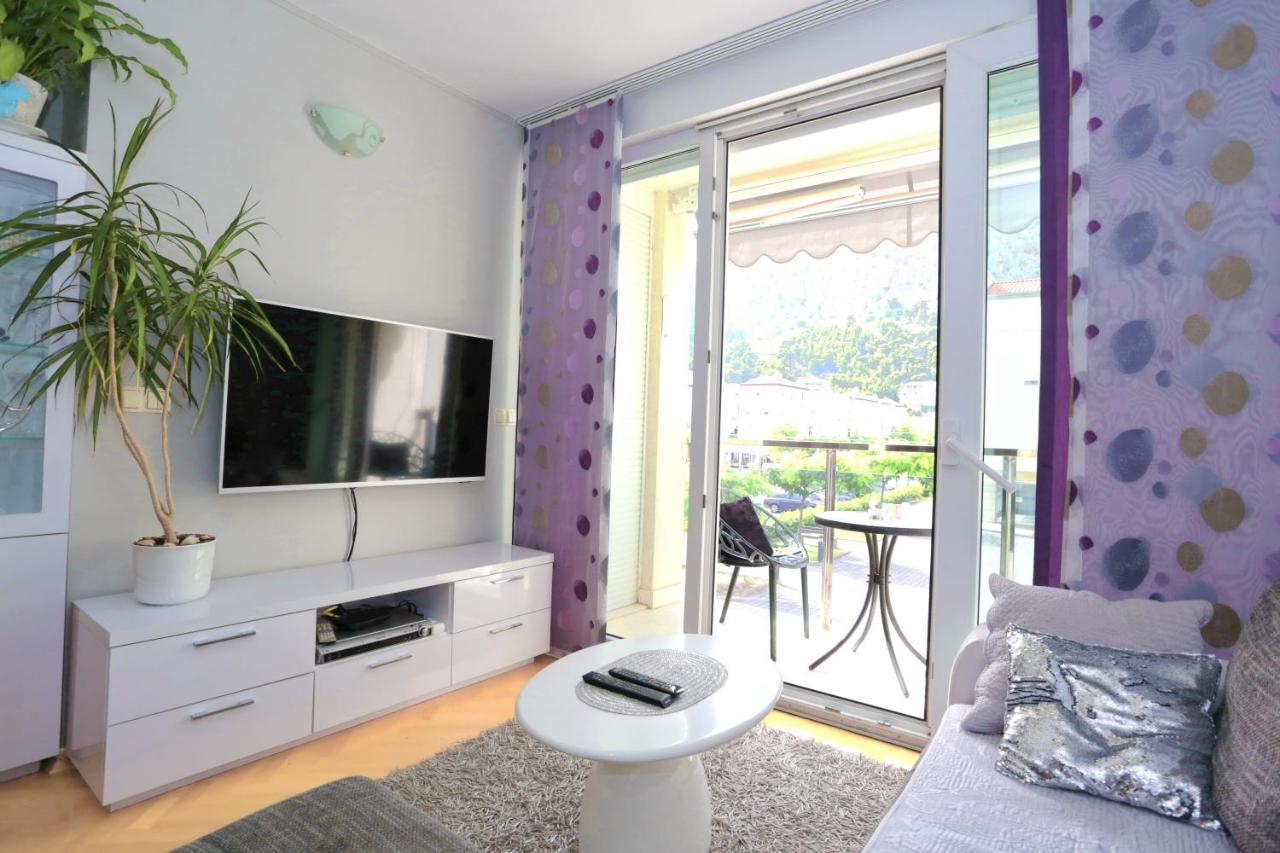 Luxury Family Apartment أوميس المظهر الخارجي الصورة